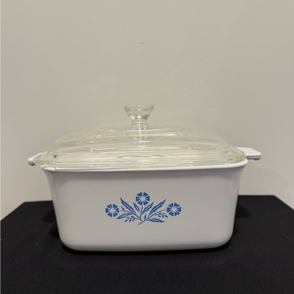 Corning Ware blue cornflower baking dish P-4-B 1 1/2qt with lid - Picture 2 of 5